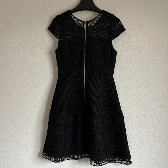 ❄️Holiday Dress❄️ Nicole Miller Black Eyelet Cocktail Dress A-Line - Picture 4 of 9